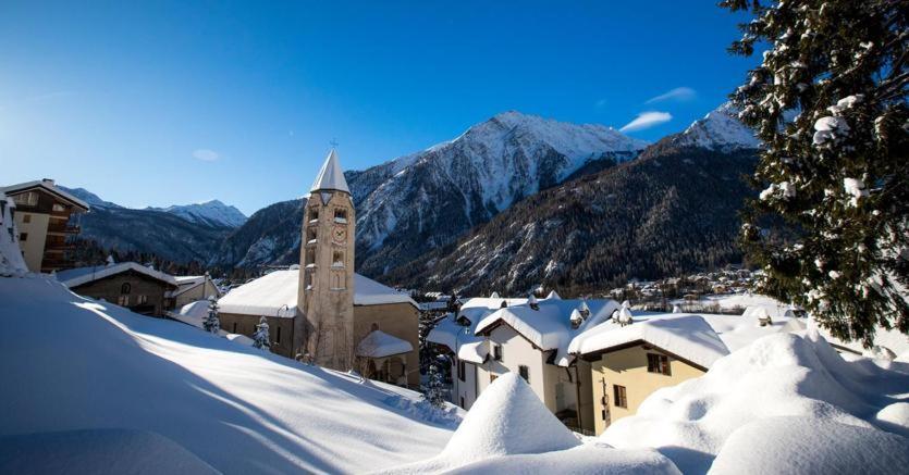 La Maison Des Guides - Trilocale A 500 Mt Dalle Piste Di Dolonne Курмайор Экстерьер фото