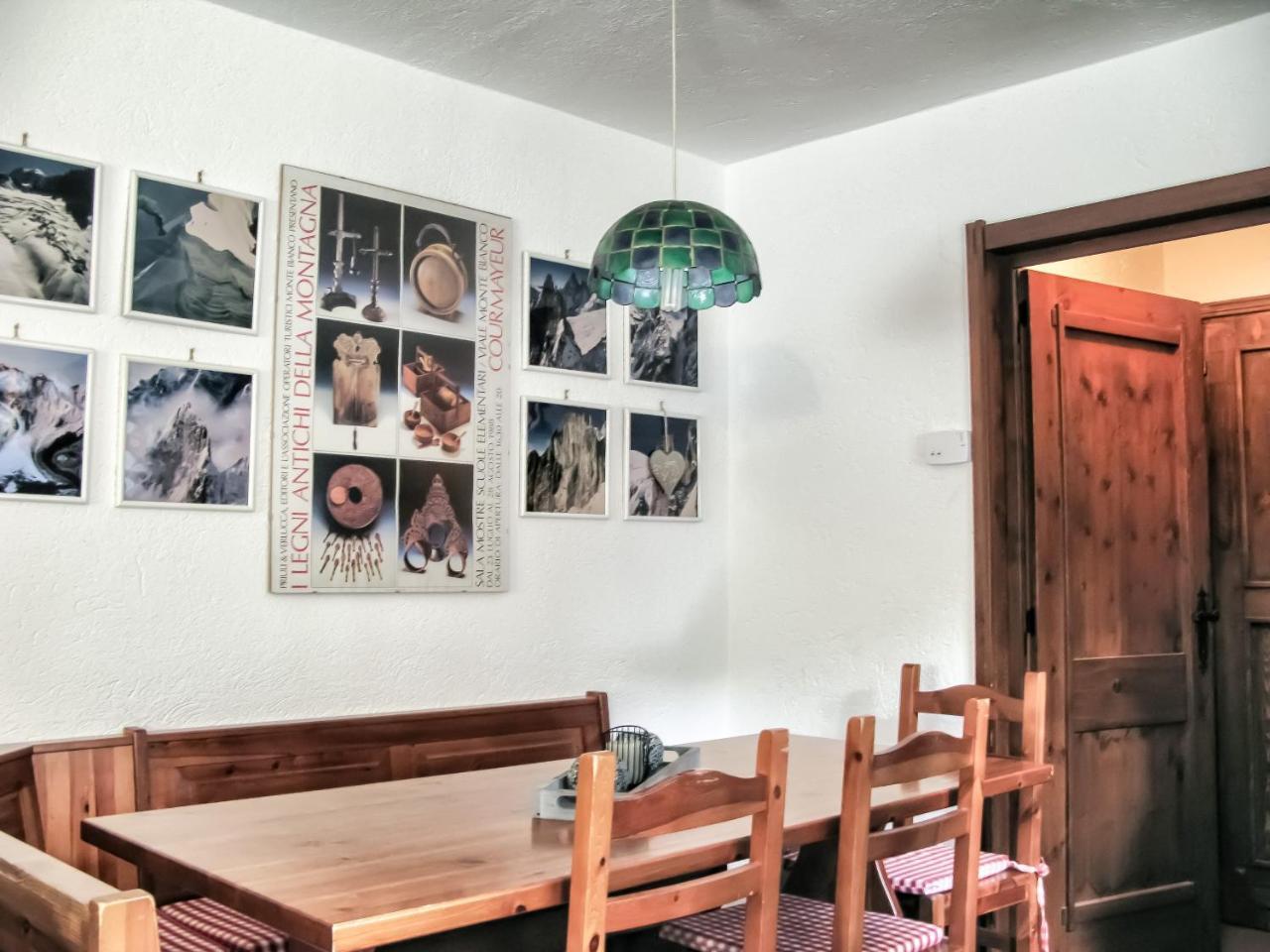 La Maison Des Guides - Trilocale A 500 Mt Dalle Piste Di Dolonne Курмайор Экстерьер фото